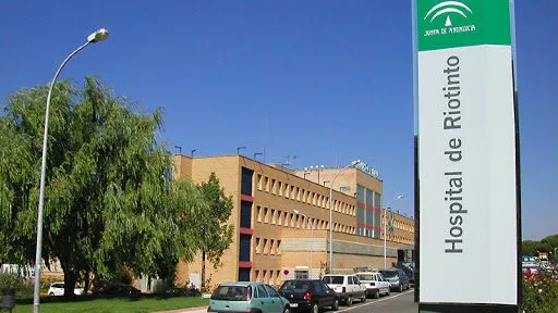 Exterior del Hospital de Riotinto, en Huelva.